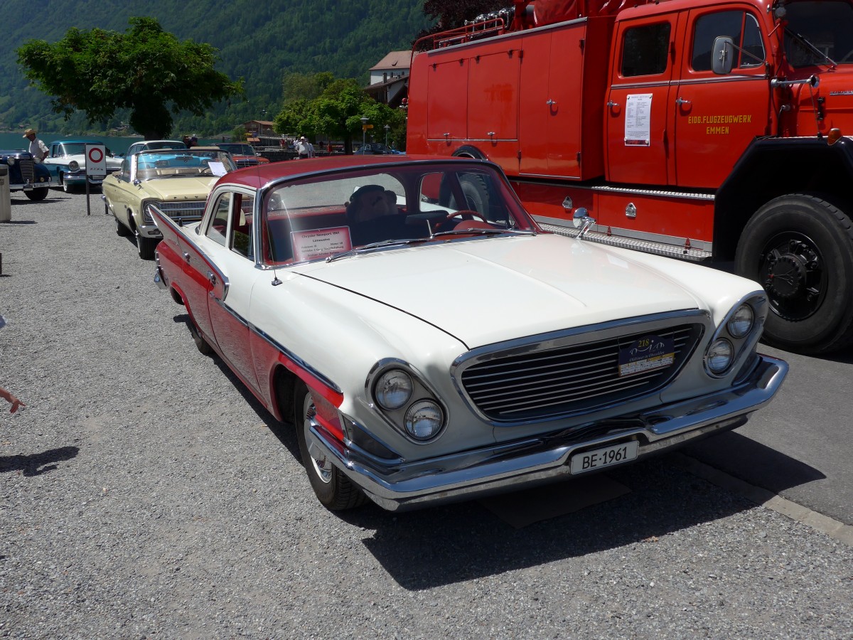 (151'394) - Chrysler von 1961 am 8. Juni 2014 in Brienz, OiO