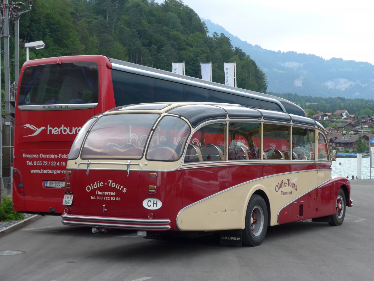 (151'562) - Reusser, Thun - BE 8484 - Saurer/R&J (ex Hsler, Menziken) am 15. Juni 2014 beim Bahnhof Brienz