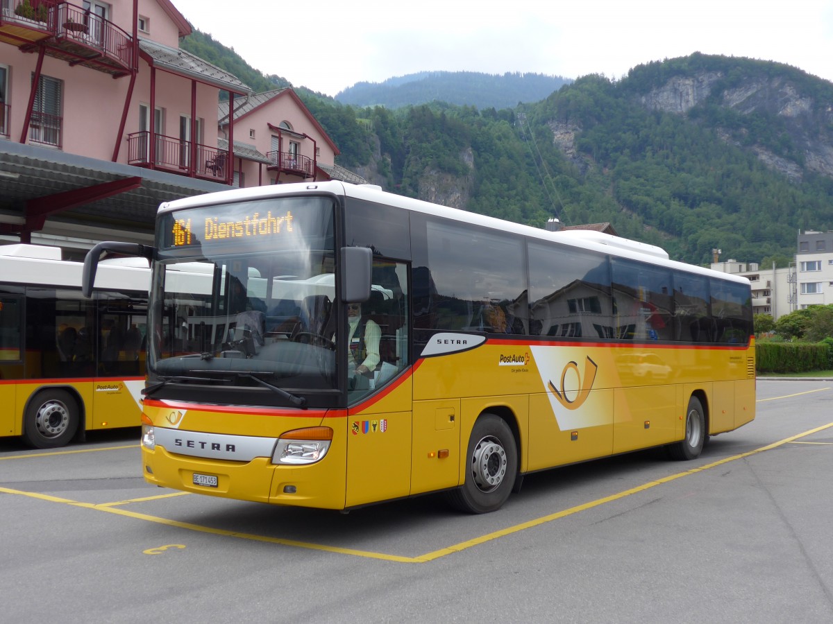 (151'583) - AVG Meiringen - Nr. 73/BE 171'453 - Setra am 15. Juni 2014 in Meiringen, Postautostation