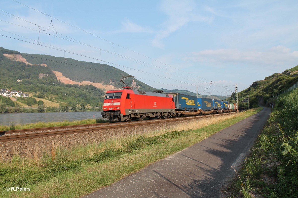 152 009-7 mit einem LKW-Walter Wechselpritschenzug bei der Blockstelle Bodenthal. 15.07.14