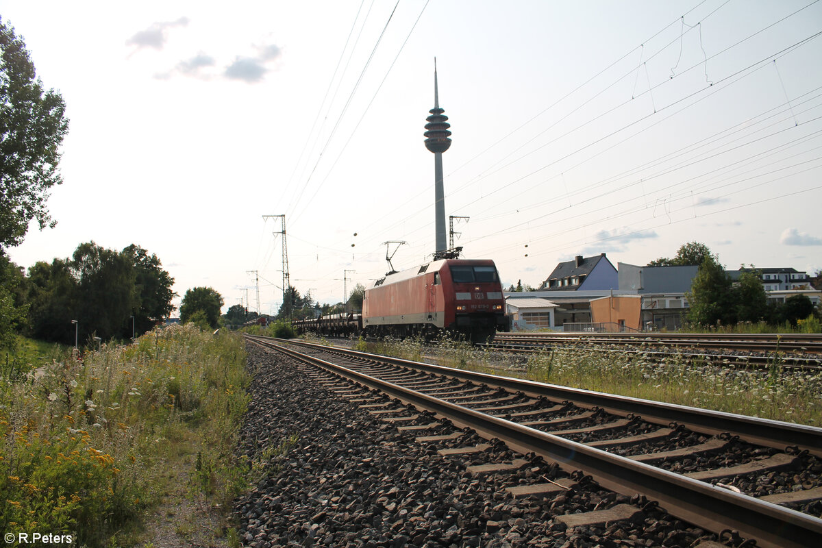 152 079-0 zieht mit einem gemischten Güterzug durch Nürnberg Hohe Marter. 24.07.24
