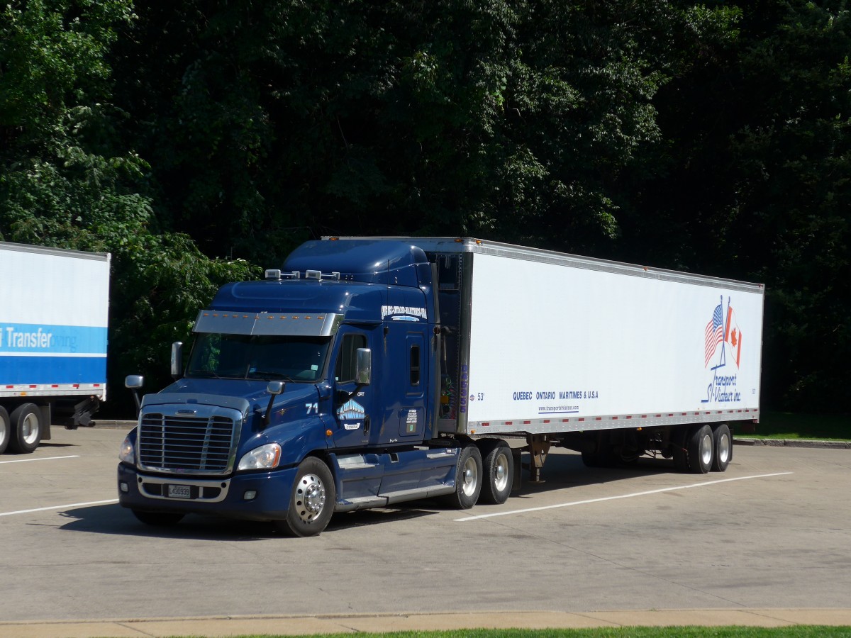 (152'787) - St-Wateur - Nr. 71/L 430'939 - Freightliner am 15. Juli 2014 in Erie Pa, Rastplatz