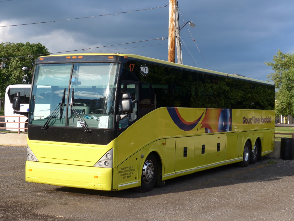 (152'809) - Ground Travel, Lincoln Park - Nr. 17/GTSMC17 - Van Hool am 15. Juli 2014 in Niagara Falls