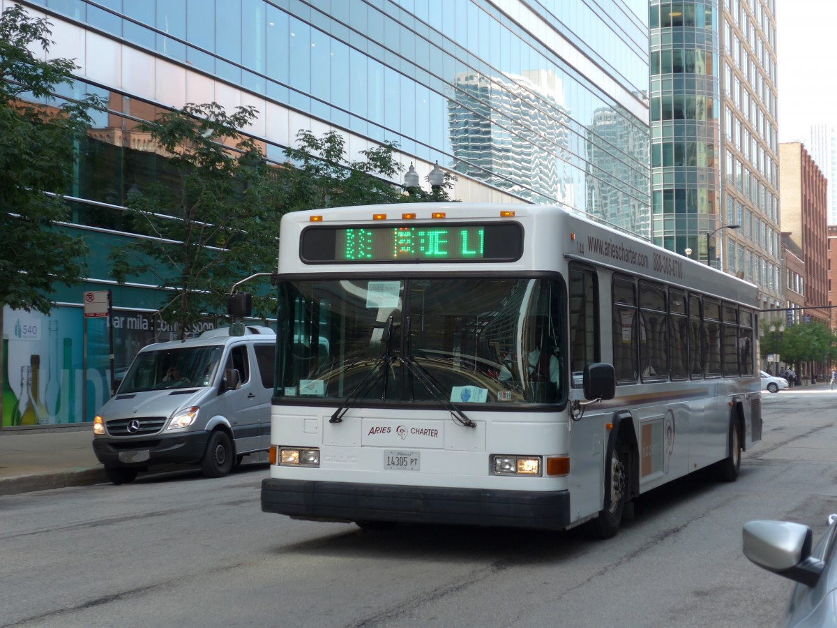 (153'248) - Aries Charter, Chicago - Nr. 144/14'305 PT - Gillig am 18. Juli 2014 in Chicago