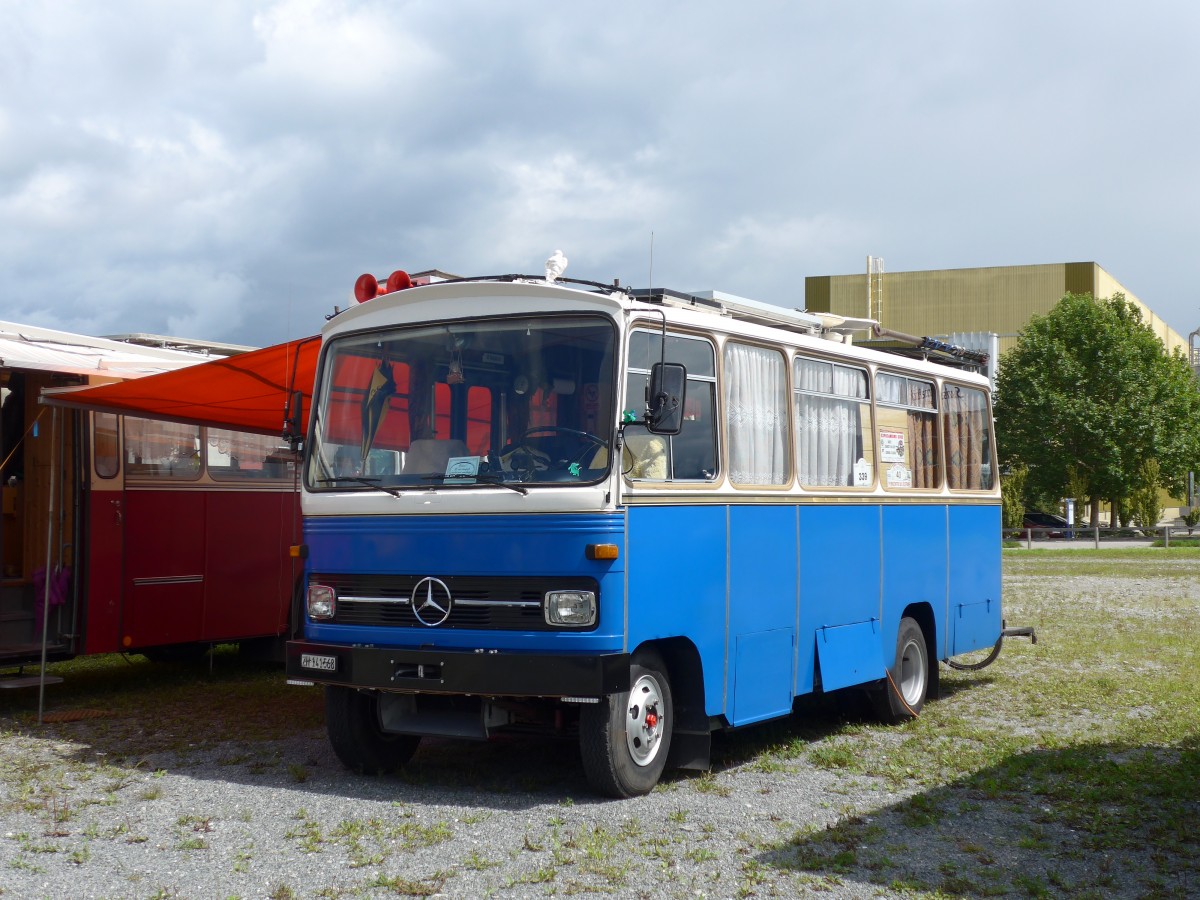 (153'773) - Niederer P., Langwiesen - ZH 141'568 - Mercedes/R&J (ex Stoll, Wilchingen) am 16. August 2014 in Altsttten, Allmendplatz