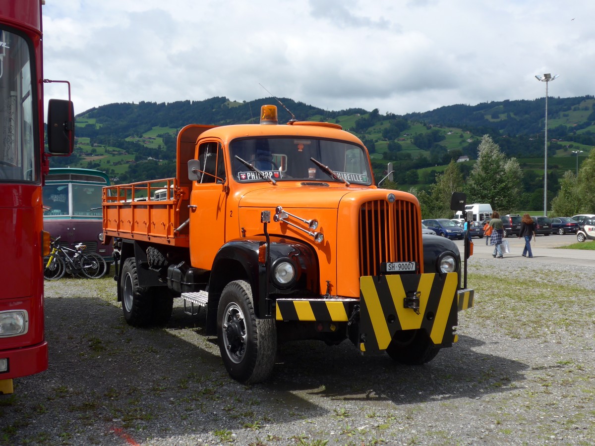 (153'876) - Saurer - Nr. 2/SH 90'007 - am 16. August 2014 in Altsttten, Allmendplatz