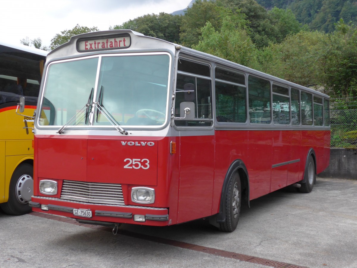 (154'701) - Iten, Ibach - Nr. 253/SZ 75'630 - Volvo/Tscher (ex Zivilschutz, Winterthur; ex WV Winterthur Nr. 253) am 30. August 2014 in Meiringen, Balm