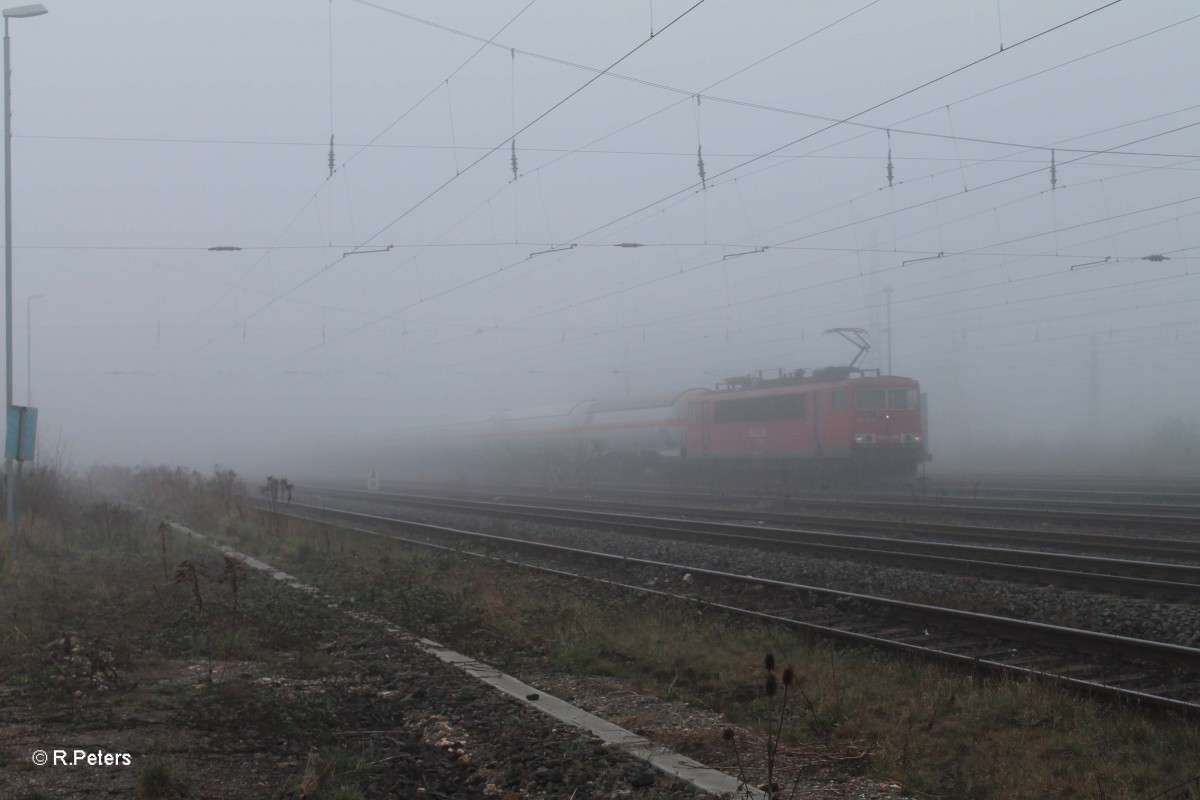 155 121-7 mit einem gemischten Güterzug in Leipzig Schönefeld.29.03.14