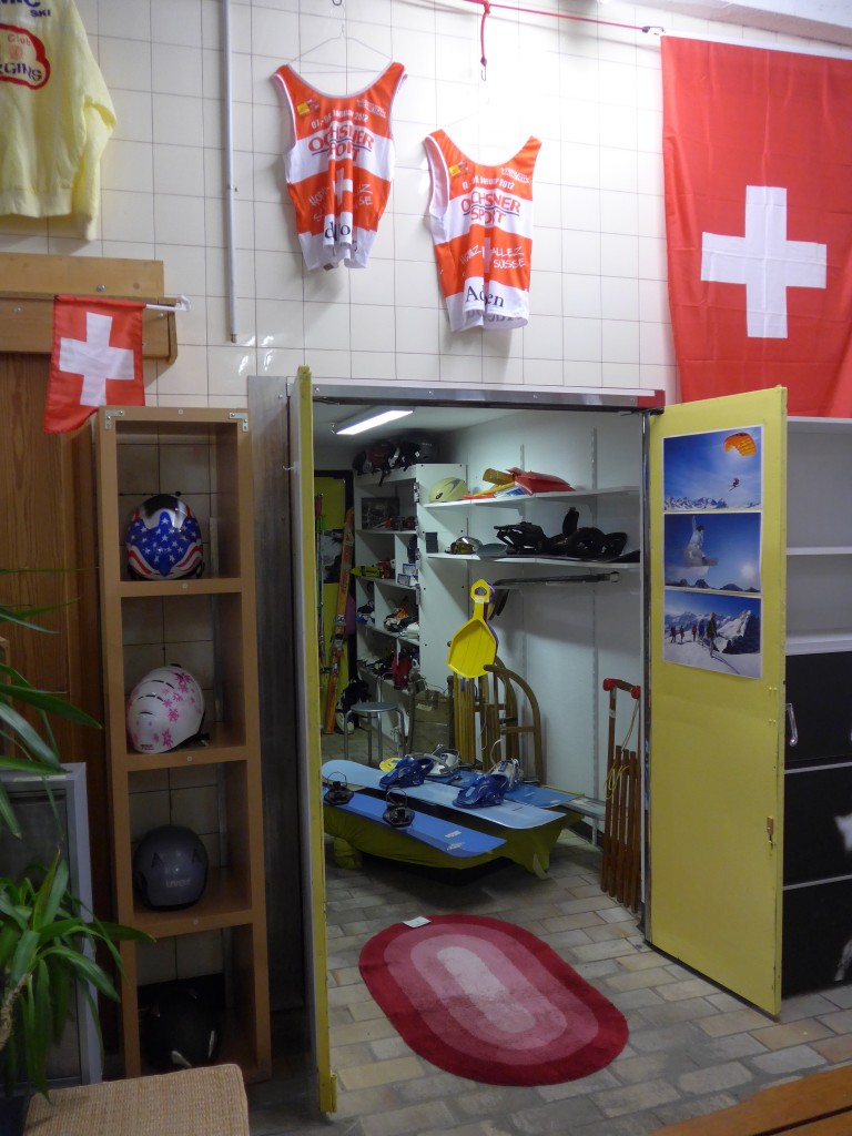 (155'792) - Erffnung Skiraum am 17. Oktober 2014 im BrockiShop