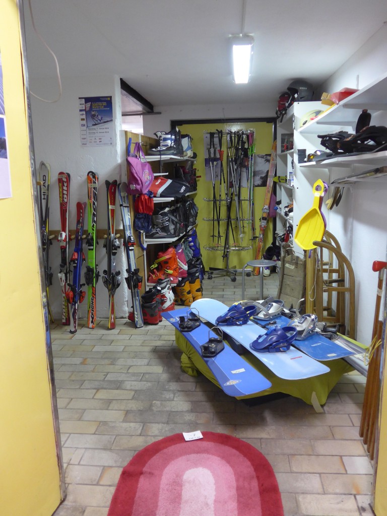 (155'794) - Erffnung Skiraum am 17. Oktober 2014 im BrockiShop
