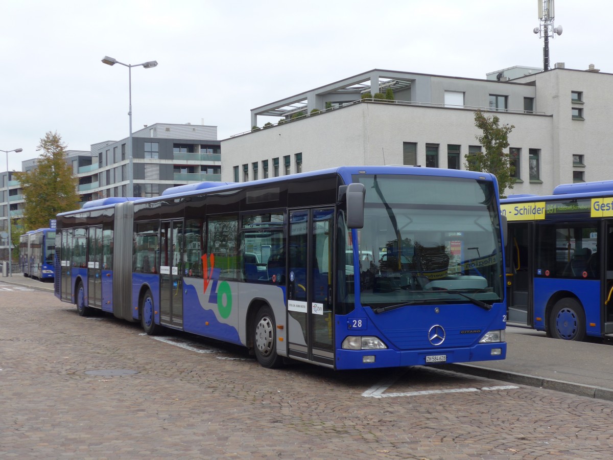 (156'193) - VZO Grningen - Nr. 28/ZH 584'628 - Mercedes am 28. Oktober 2014 beim Bahnhof Wetzikon