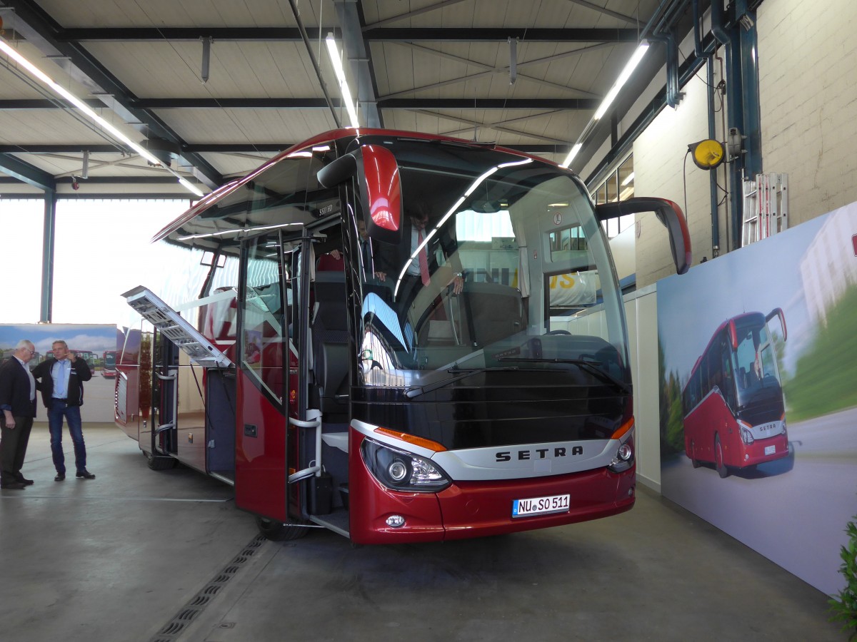 (156'435) - Aus Deutschland: Setra, Ulm - NU-SO 511 - Setra am 7. November 2014 in Kloten, EvoBus