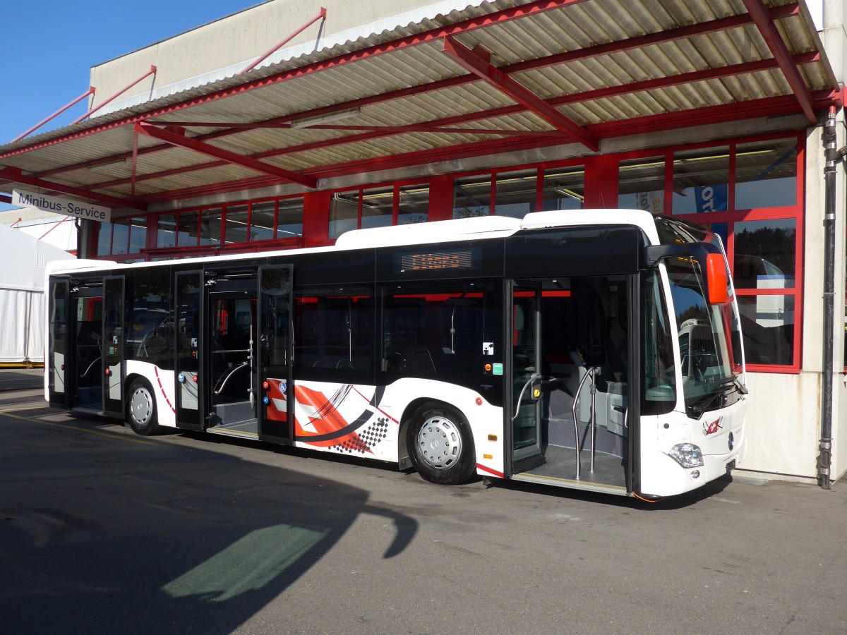 (156'459) - EvoBus, Kloten - Mercedes am 7. November 2014 in Kloten, EvoBus