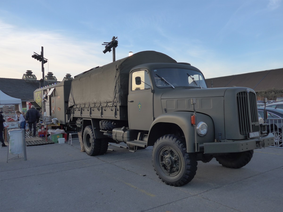 (156'477) - Saurer - BE 750'327 - am 8. November 2014 in Thun, Expo