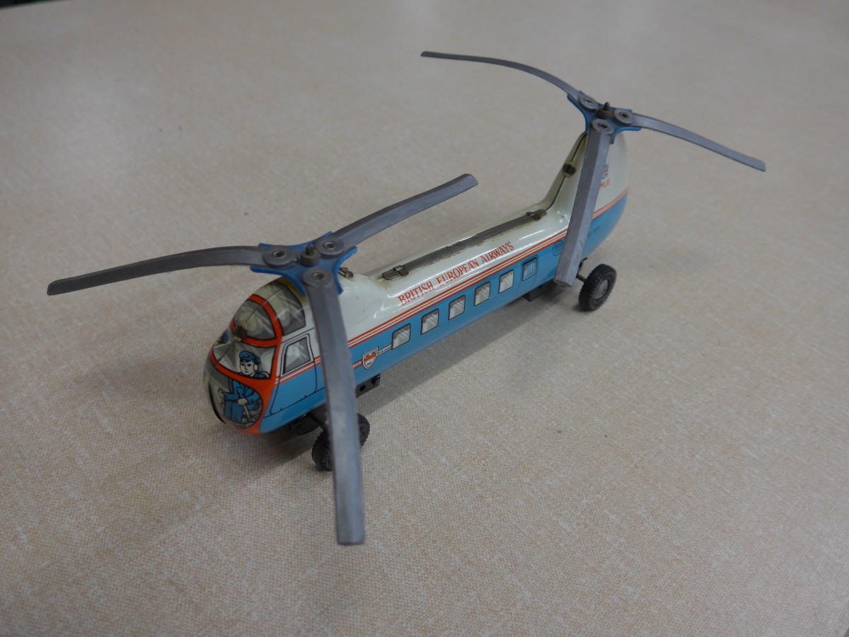 (156'517) - British European Airways - G-AMJI - Blechhelikopter am 13. November 2014 im BrockiShop
