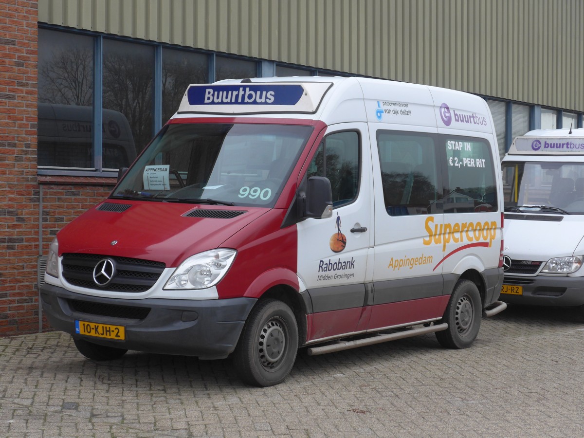 (156'705) - Qbuzz, Groningen - 10-KJH-2 - Mercedes am 18. November 2014 in Appingedam, Busstation