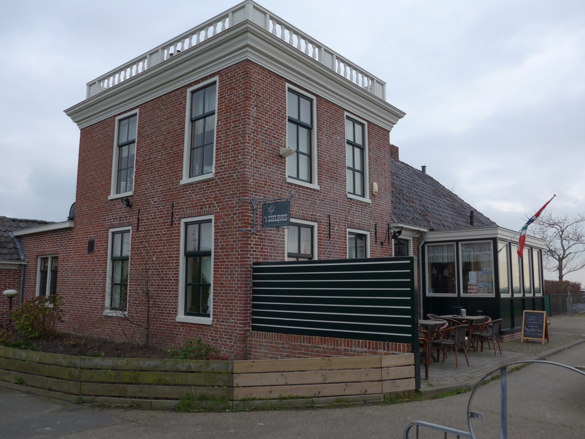 (156'732) - Cafe 't Zielhoes am 18. November 2014 in Noordpolderzyl