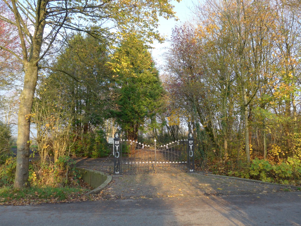 (156'873) - Schnes Eingangstor am 19. November 2014 in Vierhuizen