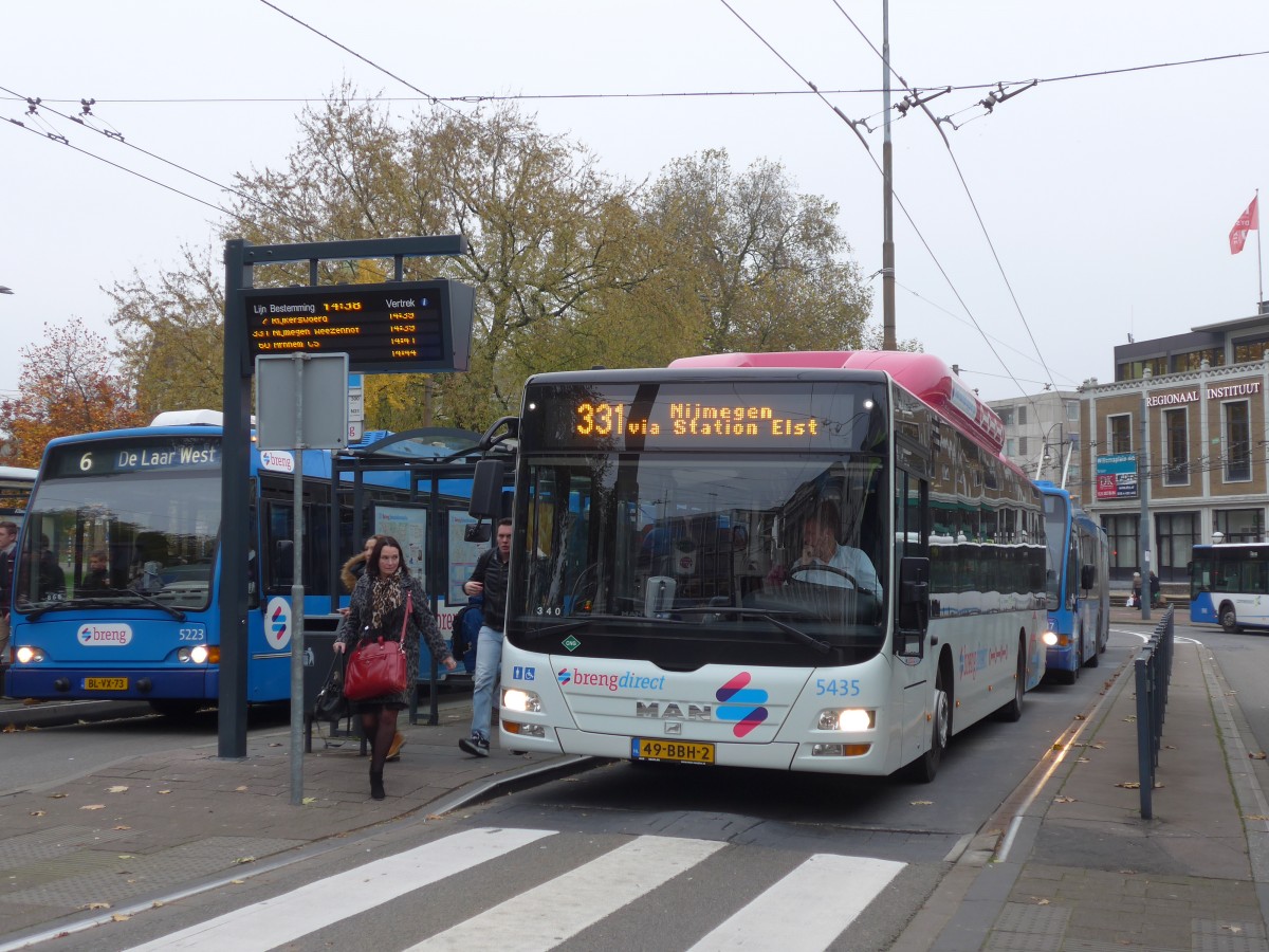 (157'035) - Breng, Ijsselmuiden - Nr. 5435/49-BBH-2 - MAN am 20. November 2014 in Arnhem, Willemsplein