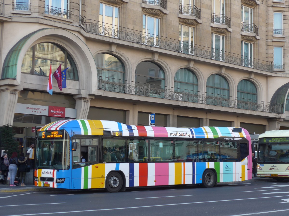 (157'369) - AVL Luxembourg - Nr. 257/XE 7076 - Volvo am 22. November 2014 beim Bahnhof Luxembourg