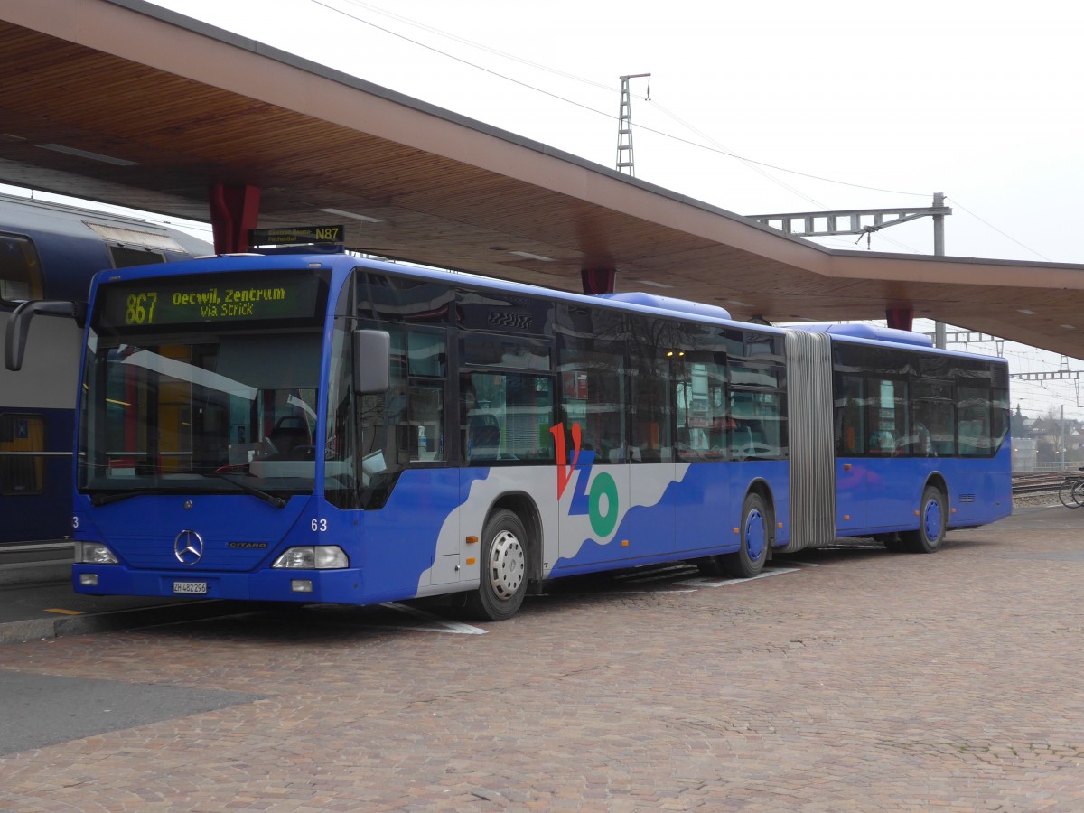 (157'540) - VZO Grningen - Nr. 63/ZH 482'296 - Mercedes am 26. November 2014 beim Bahnhof Wetzikon