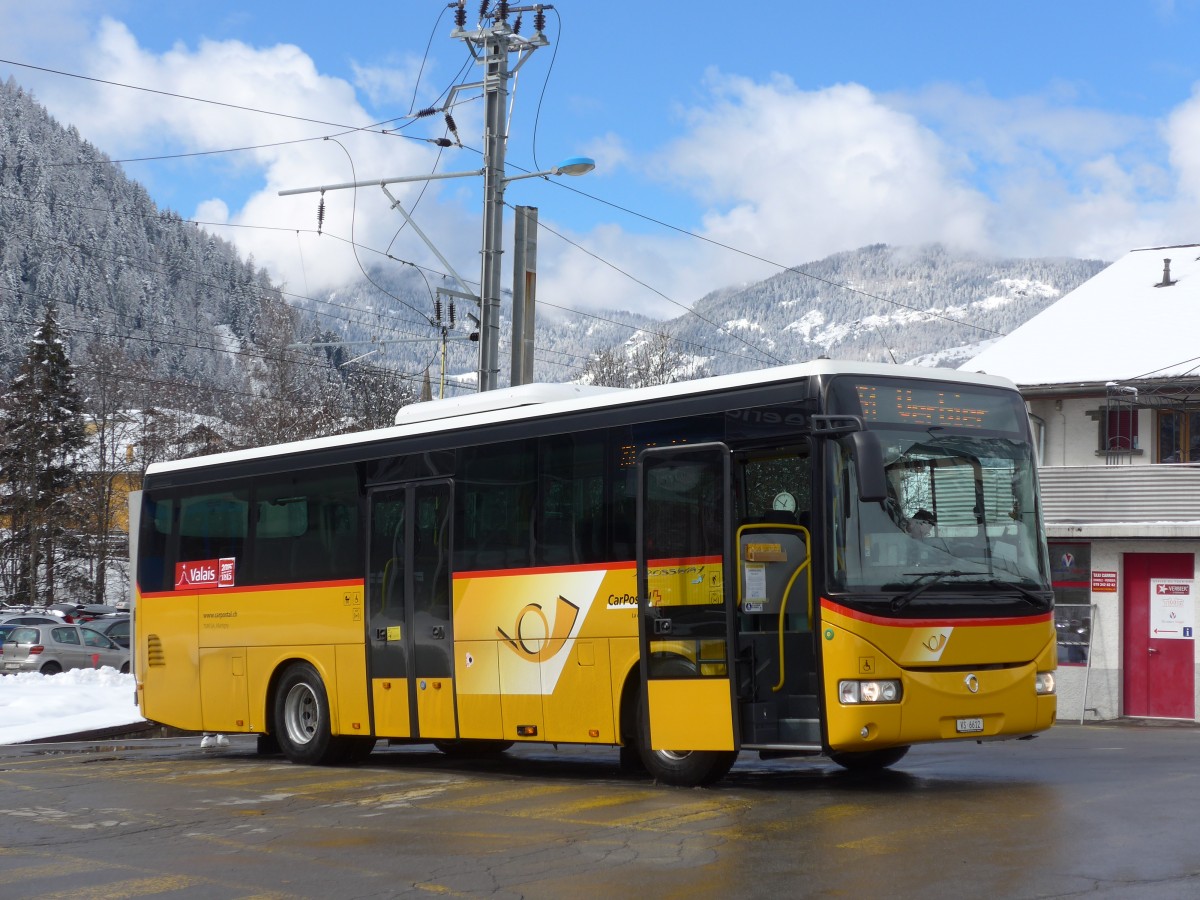 (158'835) - TMR Martigny - Nr. 137/VS 6612 - Irisbus am 22. Februar 2015 beim Bahnhof Le Chble