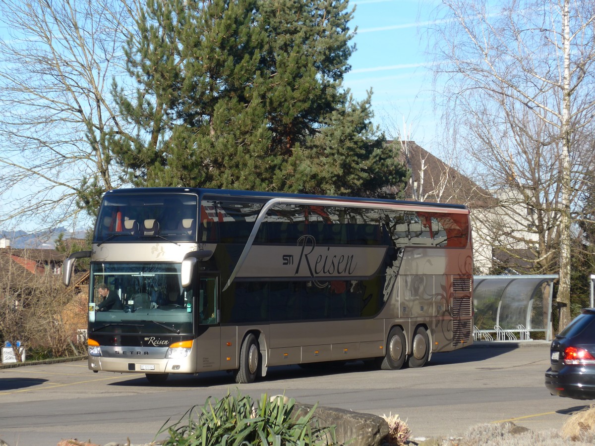 (159'025) - STI Thun - Nr. 42/BE 120'042 - Setra am 8. Mrz 2015 in Thun, Garage