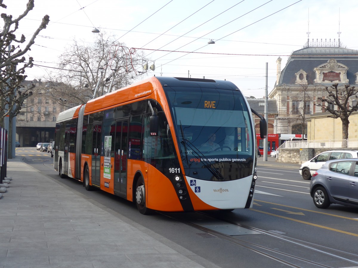 (159'124) - TPG Genve - Nr. 1611 - Van Hool Gelenktrolleybus am 14. Mrz 2015 in Genve, Place des Vingt-Deux-Cantons