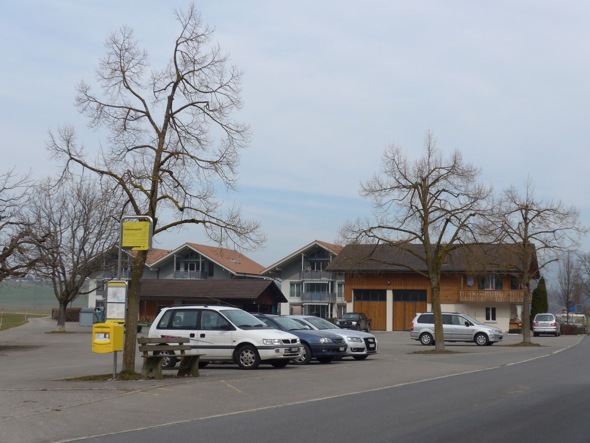 (159'183) - STI-Haltestelle - Reutigen, Viehschauplatz - am 16. Mrz 2015