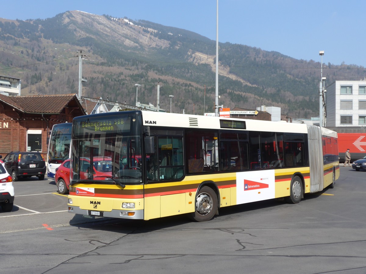 (159'345) - AAGS Schwyz - Nr. 81/SZ 118'681 - MAN (ex STI Thun Nr. 90) am 18. Mrz 2015 beim Bahnhof Arth-Goldau