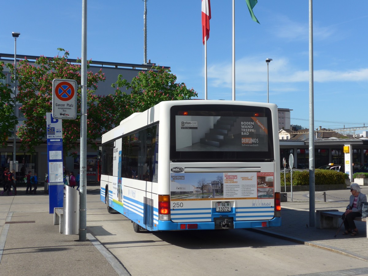 (160'185) - WilMobil, Wil - Nr. 250/SG 33'072 - Volvo/Hess (ex BOS Wil Nr. 21) am 8. Mai 2015 beim Bahnhof Wil