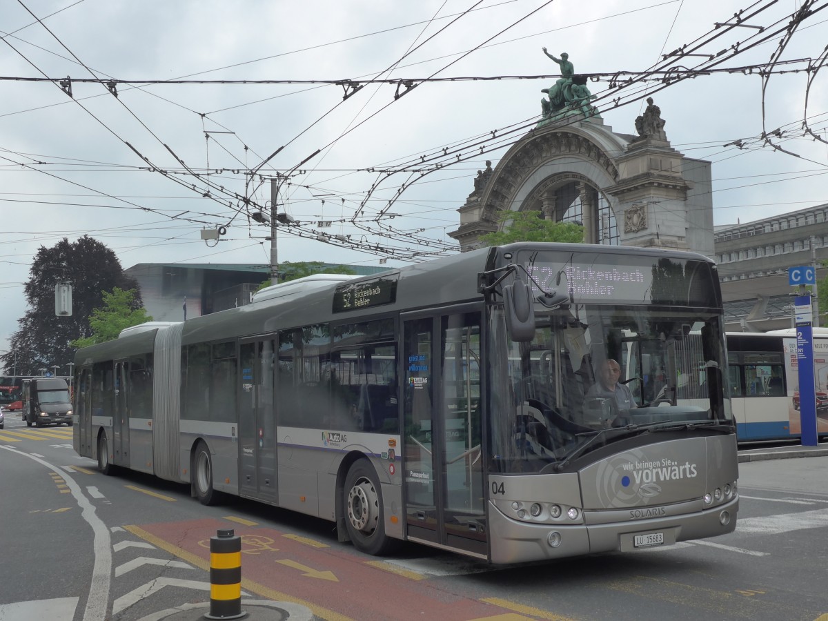 (160'620) - AAGR Rothenburg - Nr. 4/LU 15'683 - Solaris am 22. Mai 2015 beim Bahnhof Luzern