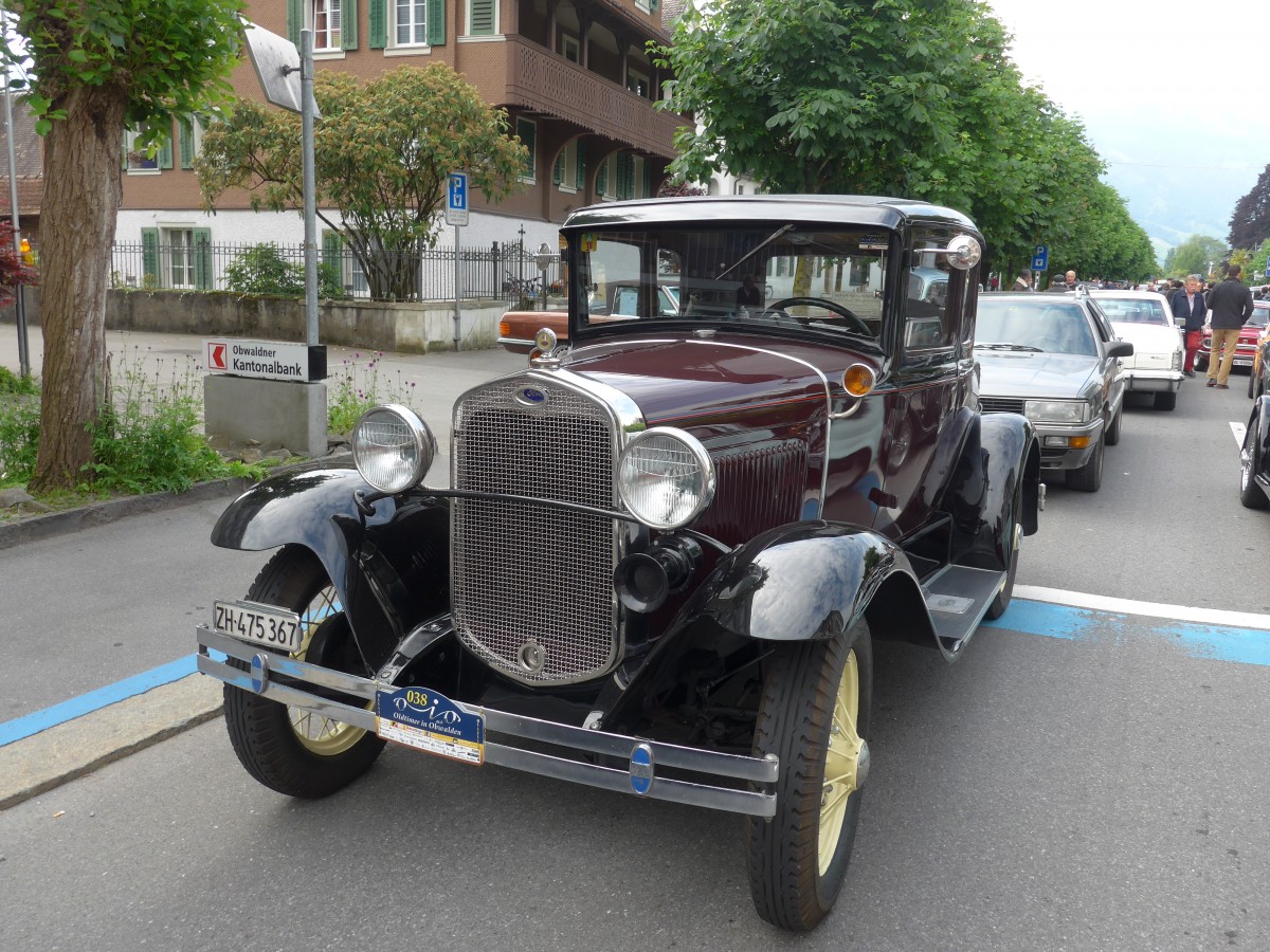 (160'872) - Ford - ZH 475'367 - am 24. Mai 2015 in Sarnen, OiO