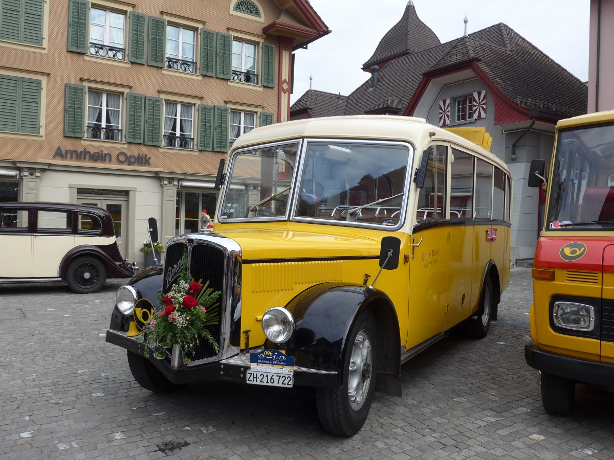 (160'900) - Moser, Schnenberg - ZH 216'722 - Berna/Hess (ex Barenco, Faido) am 24. Mai 2015 in Sarnen, OiO