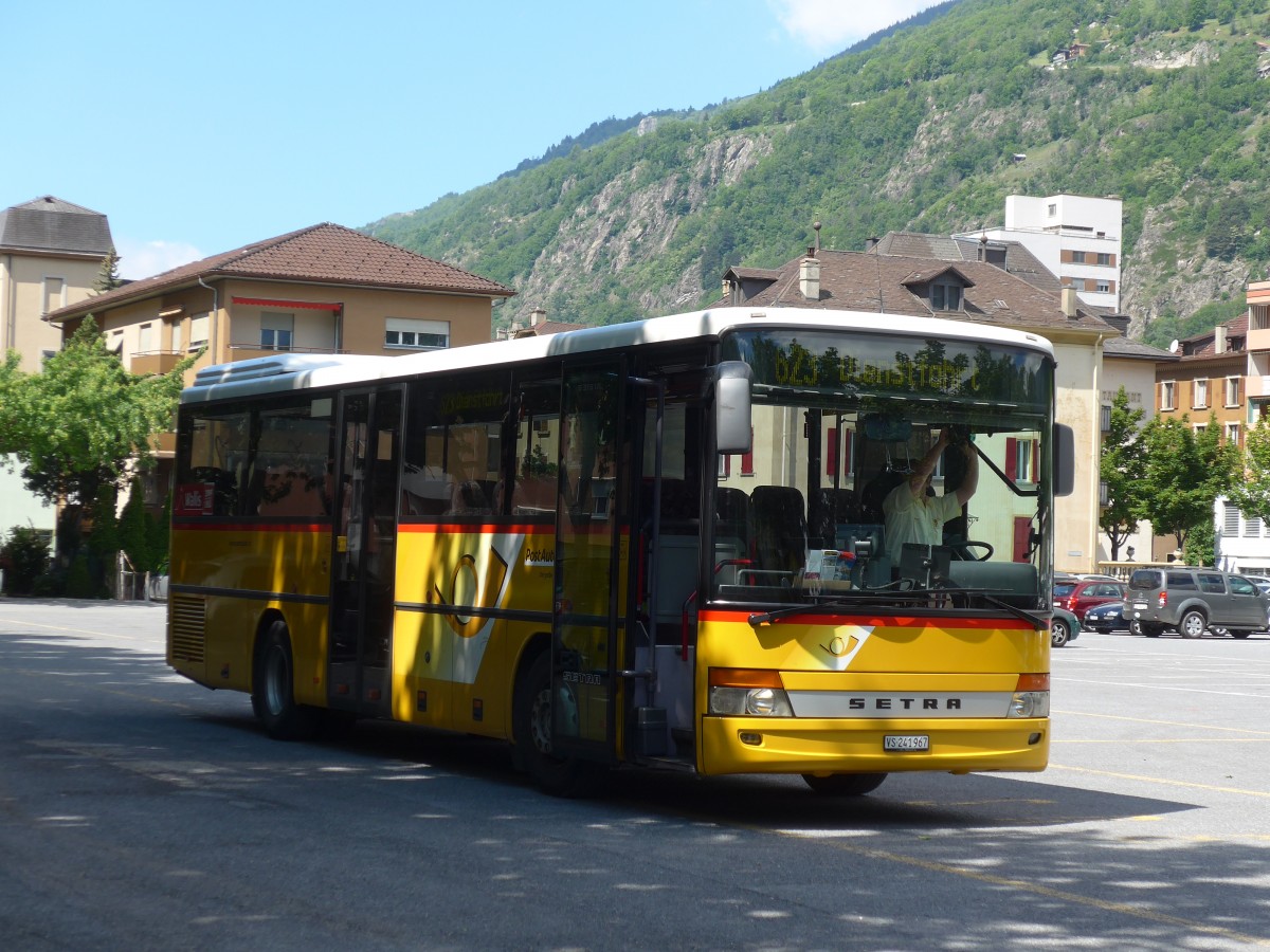 (161'107) - PostAuto Wallis - VS 241'967 - Setra am 27. Mai 2015 in Brig, Garage