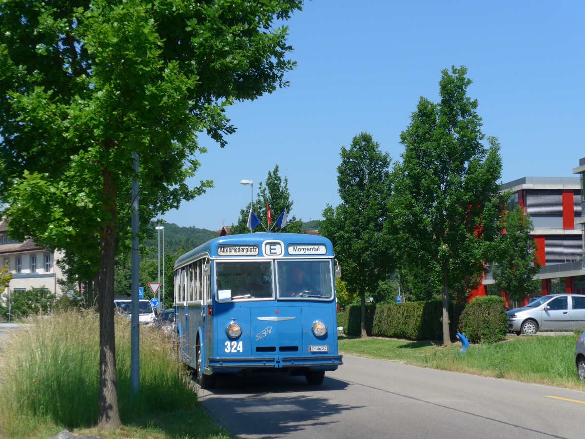 (161'888) - VBZ Zrich (TMZ) - Nr. 324/ZH 66'324 - FBW/Tscher (ex Privat; ex VBZ Zrich Nr. 324) am 6. Juni 2015 in Thayngen, Saurertreffen