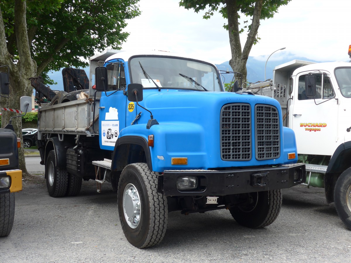 (162'283) - Saurer - Nr. 335 - am 20. Juni 2015 in Aigle, Saurertreffen