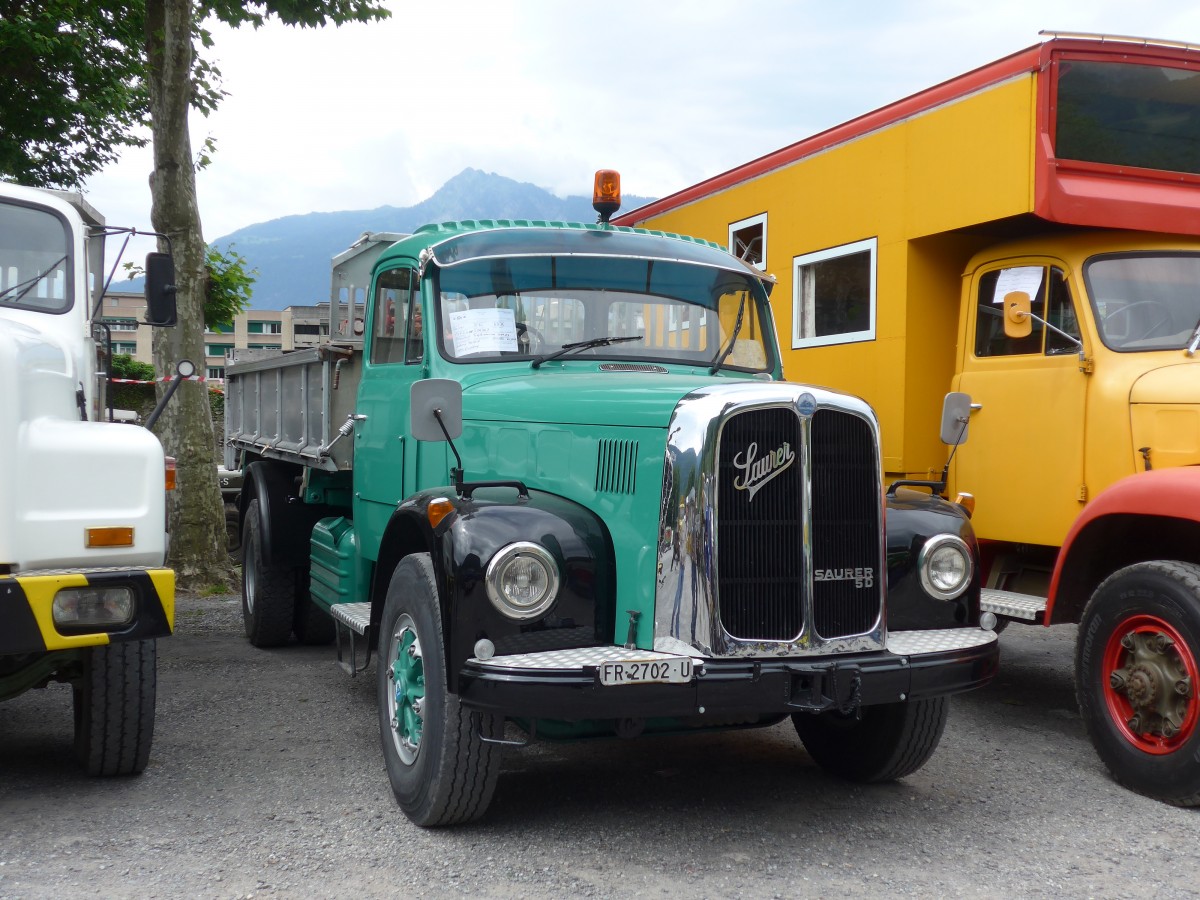 (162'285) - Saurer - FR 2702 U - am 20. Juni 2015 in Aigle, Saurertreffen
