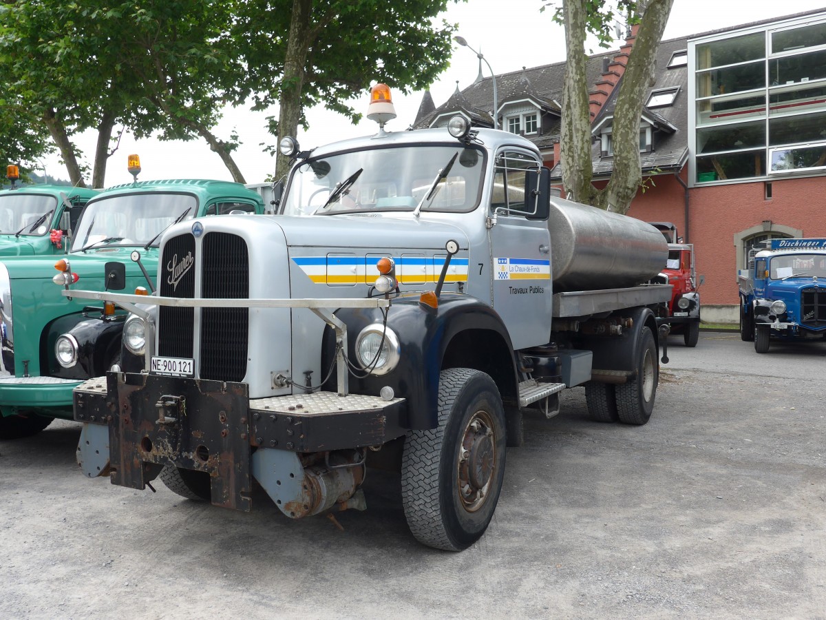 (162'308) - Ville La Chaux-de-Fonds, La Chaux-de-Fonds - Nr. 7/NE 900'121 - Saurer am 20. Juni 2015 in Aigle, Saurertreffen