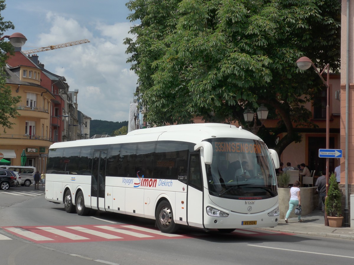 (162'610) - Simon, Diekirch - VS 1524 - Irizar am 25. Juni 2015 beim Bahnhof Ettelbruck