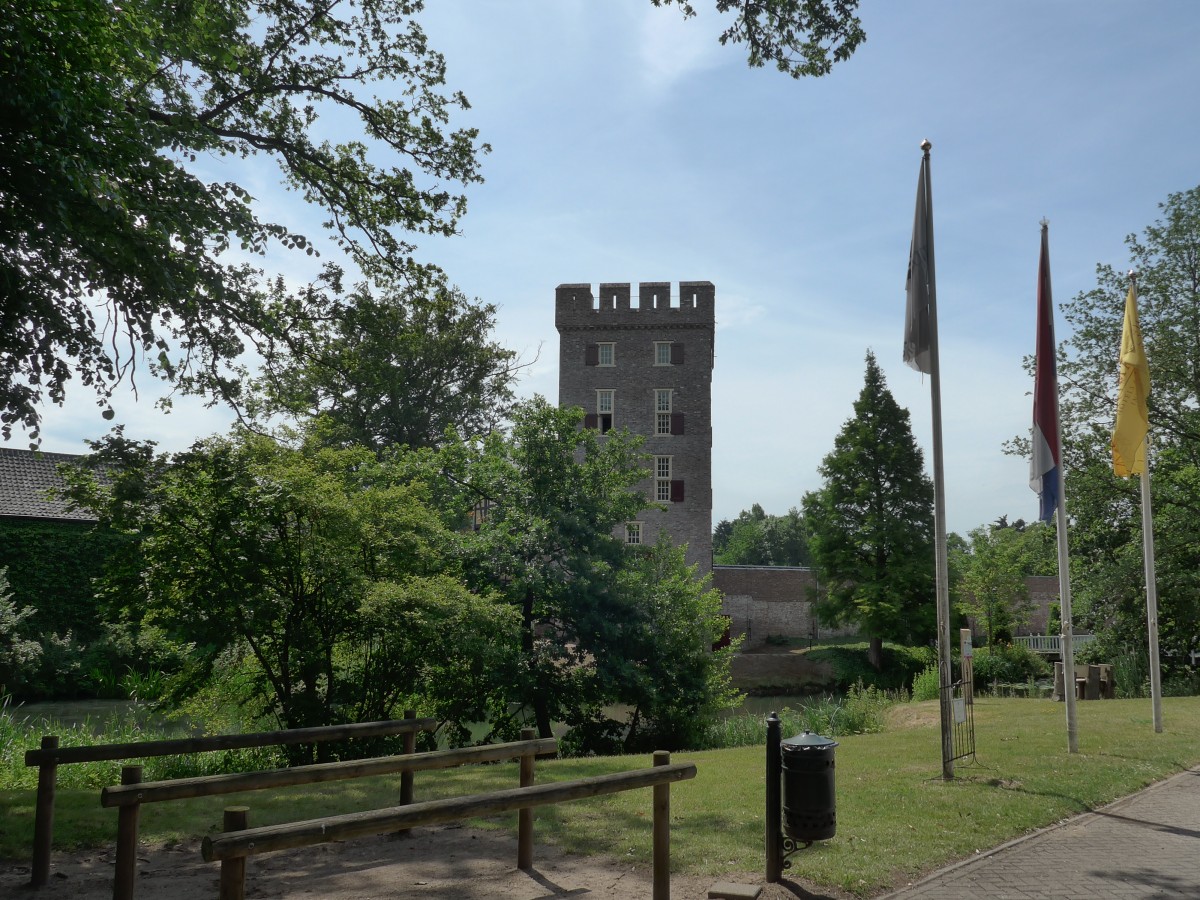 (162'645) - Das Kasteel Daelenbroeck am 26. Juni 2015 in Herkenbosch
