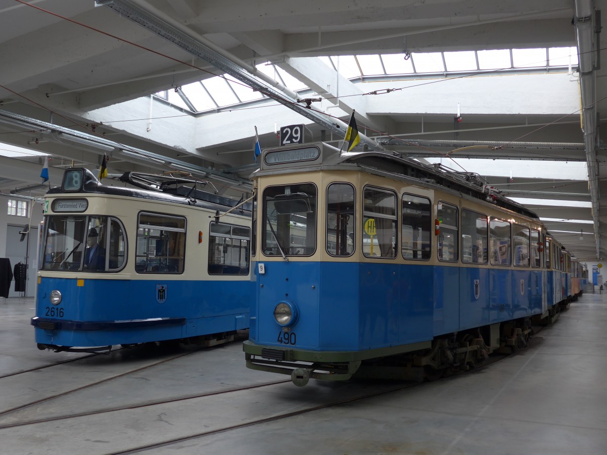 (162'825) - MVG-Tram - Nr. 490 - am 28. Juni 2015 in Mnchen, MVG-Museum