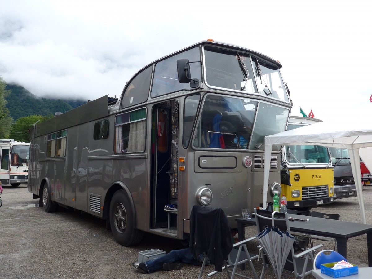 (163'576) - Aus der Schweiz: Schneider, Schmerikon - SG 13'934 - FBW/Tscher Hochlenker (ex Basler, Hofstetten; ex VBZ Zrich Nr. 244) am 16. August 2015 in Schaan, Wohnbustreffen