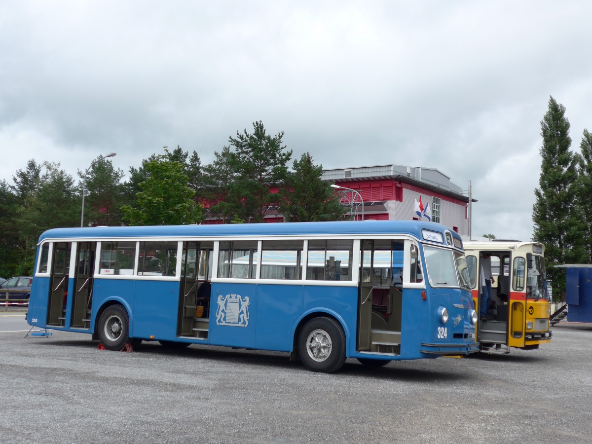 (163'589) - Aus der Schweiz: VBZ Zrich (TMZ) - Nr. 324/ZH 66'324 - FBW/Tscher (ex Privat; ex VBZ Zrich Nr. 324) am 16. August 2015 in Schaan, Wohnbustreffen