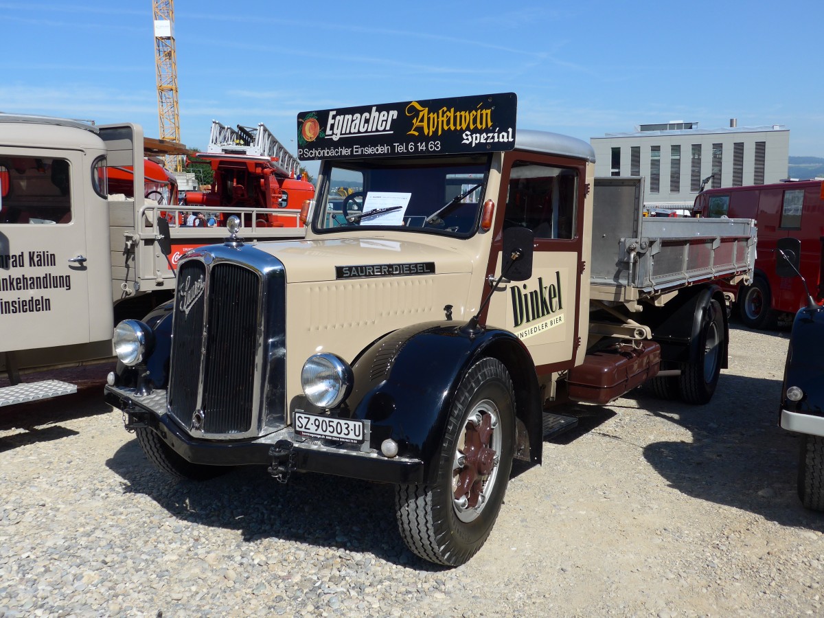 (163'980) - Schnbchler, Einsiedeln - SZ 90'503 U - Saurer am 29. August 2015 in Oberkirch, CAMPUS Sursee