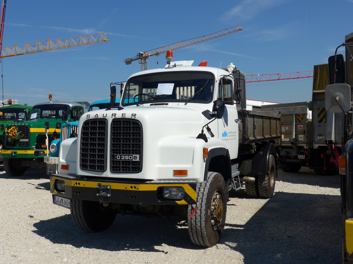 (164'071) - Keller, Kandern - L-MK 660H - Saurer am 29. August 2015 in Oberkirch, CAMPUS Sursee