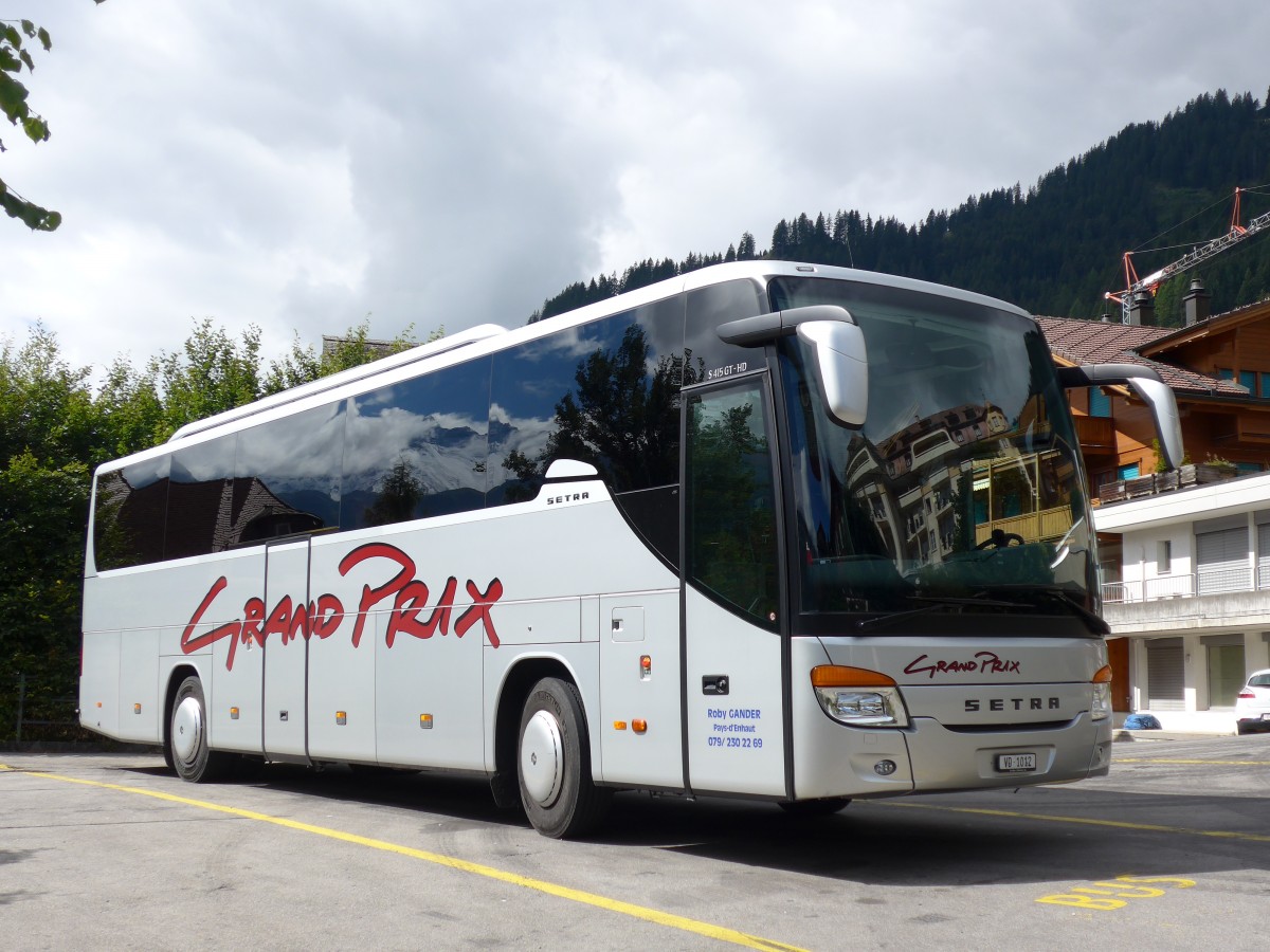 (164'430) - Gander, Chteau-d'Oex - VD 1012 - Setra am 6. September 2015 in Adelboden, Landstrasse