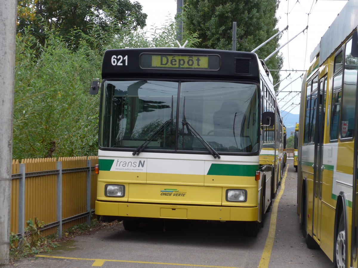 (164'776) - transN, La Chaux-de-Fonds - Nr. 621 - NAW/Hess Gelenktrolleybus (ex TN Neuchtel Nr. 121) am 15. September 2015 in Neuchtel, Dpt