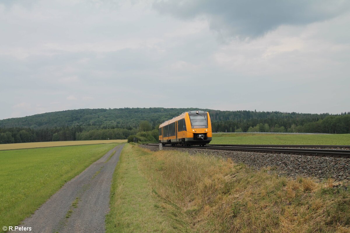 1648 208 als OPB RB23 79723 Marktredwitz - Regensburg bei Oberteich. 04.07.21