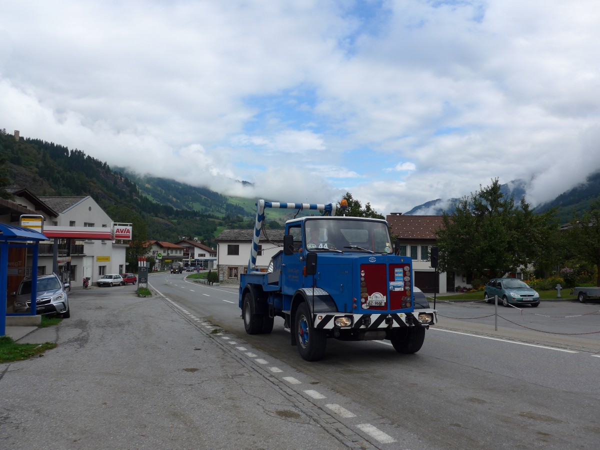 (165'268) - Zger, Altendorf - SZ 9662 - FBW am 19. September 2015 in Andeer, Tgavugl